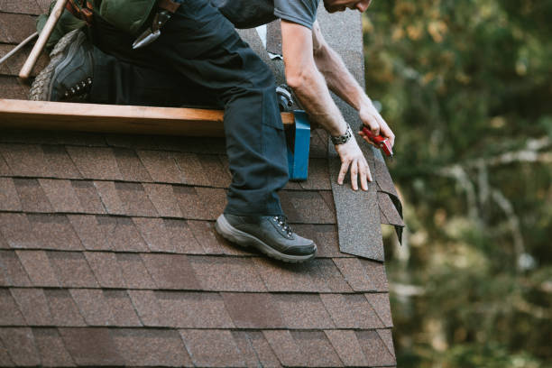 Best Commercial Roof Installation  in Fort Atkinson, WI